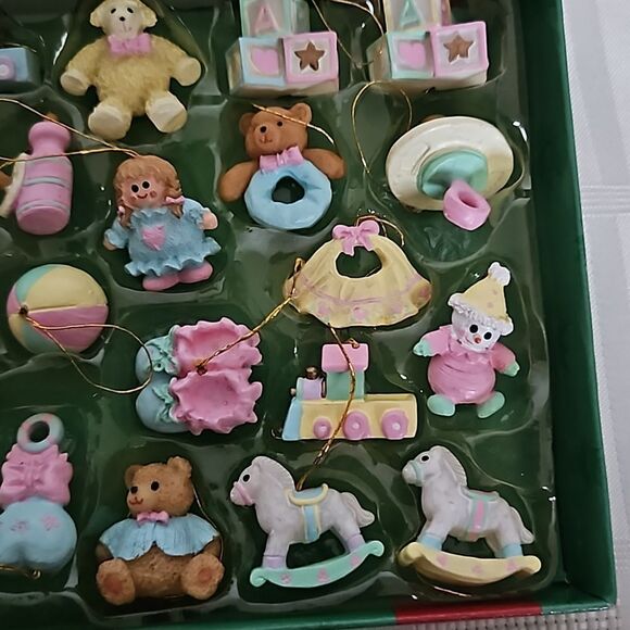 Vintage Baby Set Hanging Ornaments 24 Pieces - Picture 13 of 16